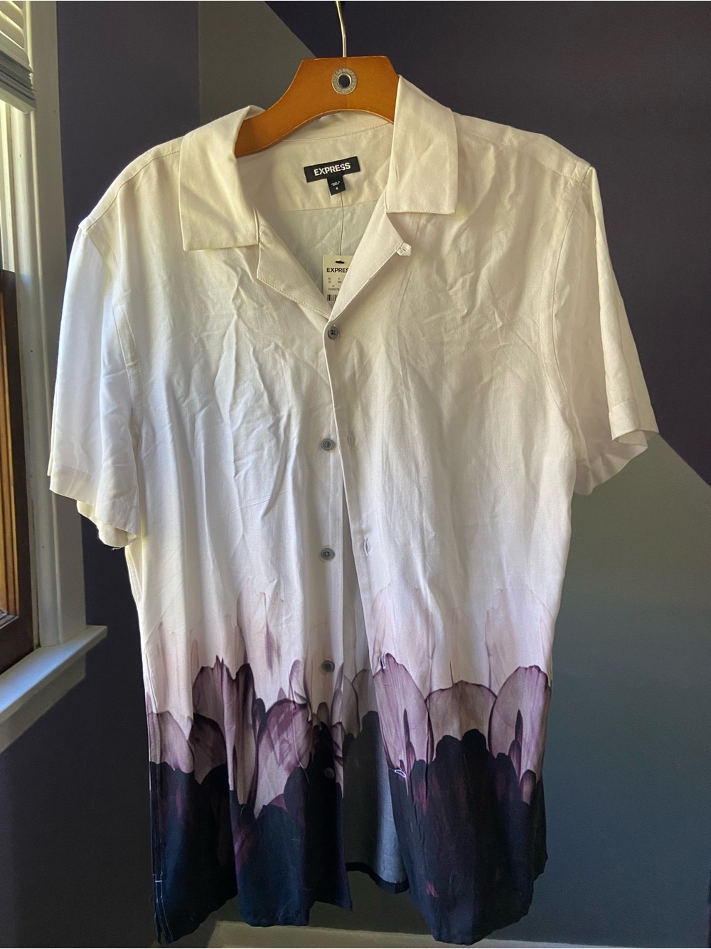Express White Short-Sleeve Button-Down Shirt with Purple Ombre Hem
